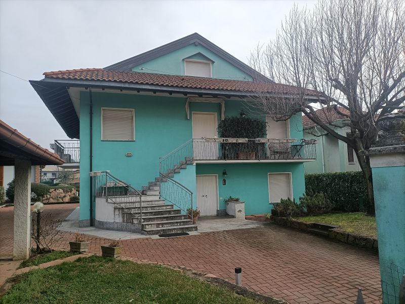Villa Bifamiliare