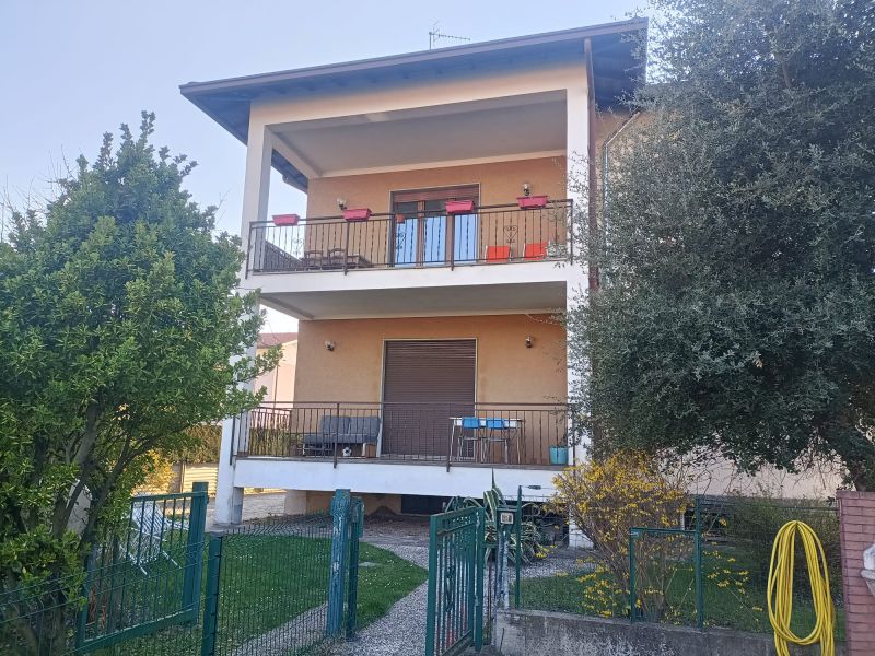 Clicca per ingrandire la foto